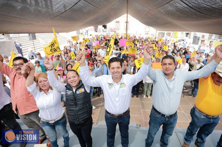Continuidad a profesionalización de Policía Michoacán, mi compromiso: Toño García