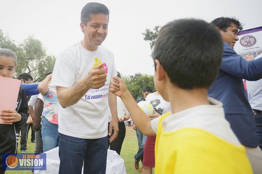 Ciudadanos Michoacanos en Movimiento dan banderazo al Primer Mundialito de Barrio