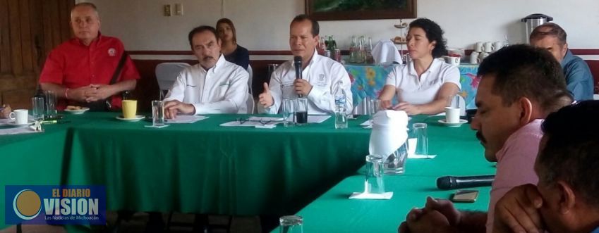 Atiende Sedrua planteamientos de ingenios azucareros