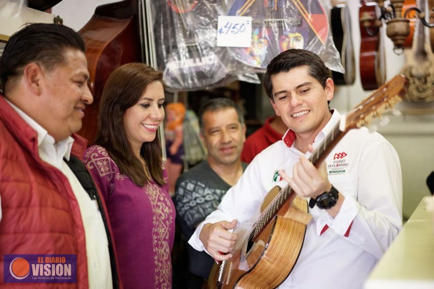 Toño Ixtláhuac visita municipios de la meseta purépecha