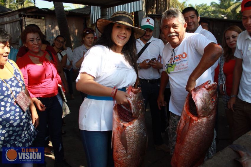 Necesario modernizar lonja pesquera y dar valor agregado a producción: Xóchitl Ruiz