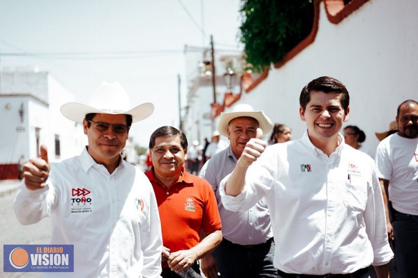 Ixtláhuac exhorta a doblar esfuerzos en el sector agropecuario.