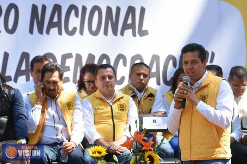 Para Toño García, las y los jóvenes somos prioridad: Fany Santiago