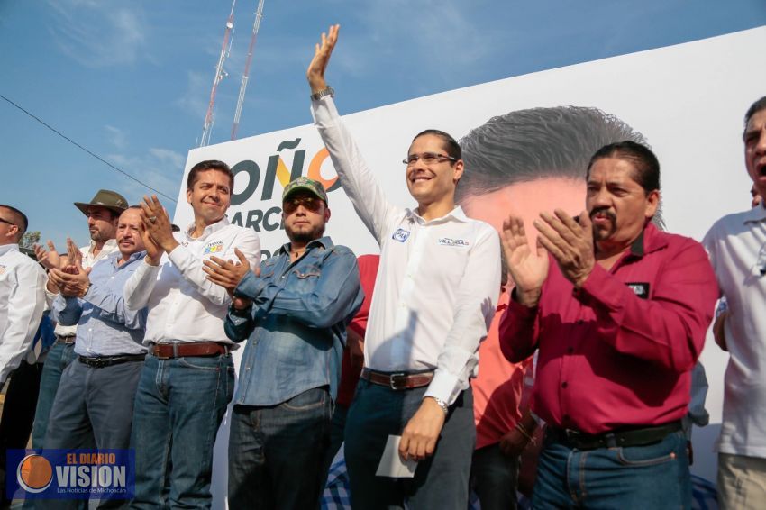 Transportistas se suman al proyecto de Miguel Ángel Villegas
