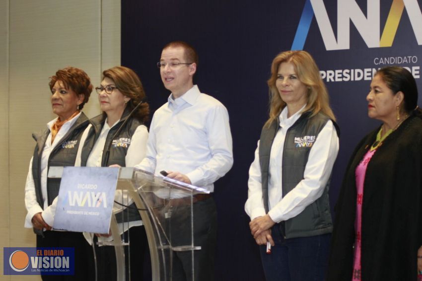 Anaya se pronuncia por atender el embarazo adolescente pues es ya un problema de salud pública 