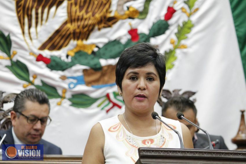 Llama Daniela Díaz a proteger a la clase trabajadora y no avalar iniciativa discutidas en el Senado