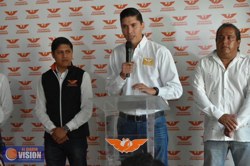 Sacudiremos la vida pública de Michoacán: Javier Paredes