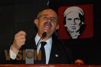 ¡Coménteselo a Fausto!