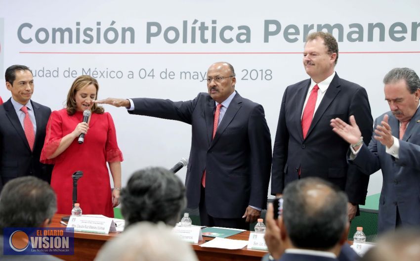 Rinde protesta, René Juárez como Presidente del CEN del PRI