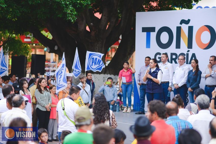 El Frente está hecho para mejorar las condiciones sociales de los michoacanos: Alma Mireya González