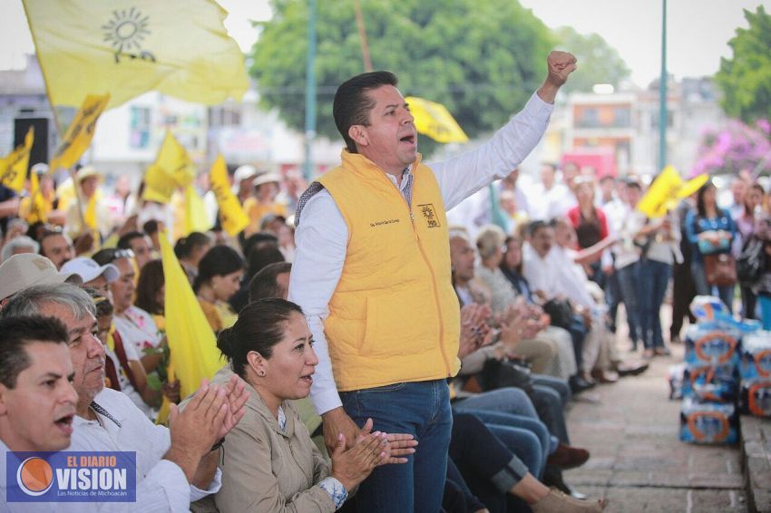 Con el PRD, nació la democracia en México: Toño García