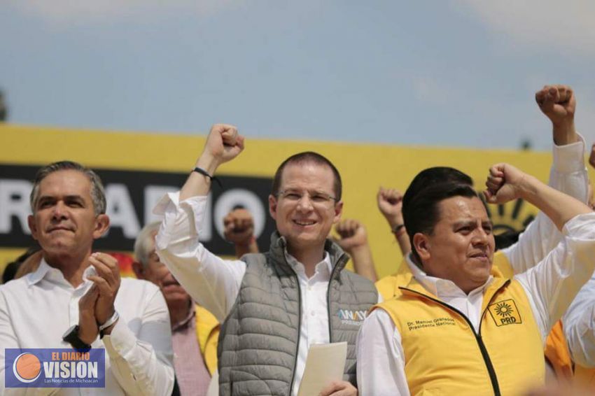 Agradece Ricardo Anaya lucha del PRD para democratizar México