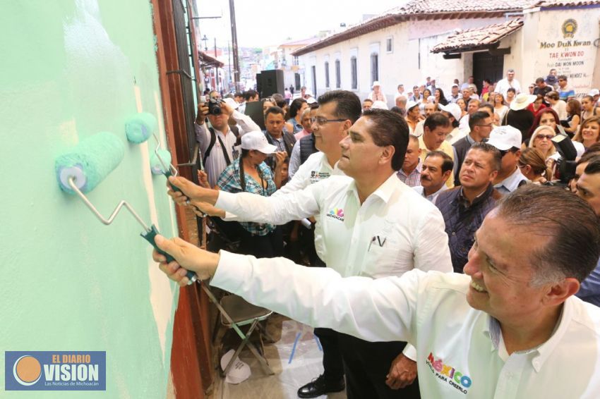 Presentan proyecto 