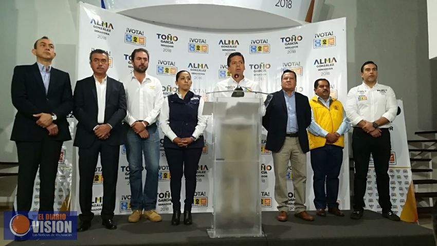 Se compromete Toño García a trabajar a favor de las mujeres