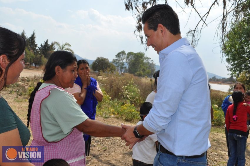 Legislar con los ciudadanos: Pérez Negrón Ruíz