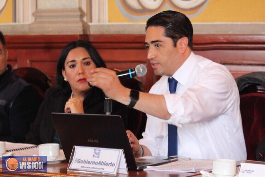 Benjamín Farfán instruye a Secretario de Cumplimiento al tema de la Loma 