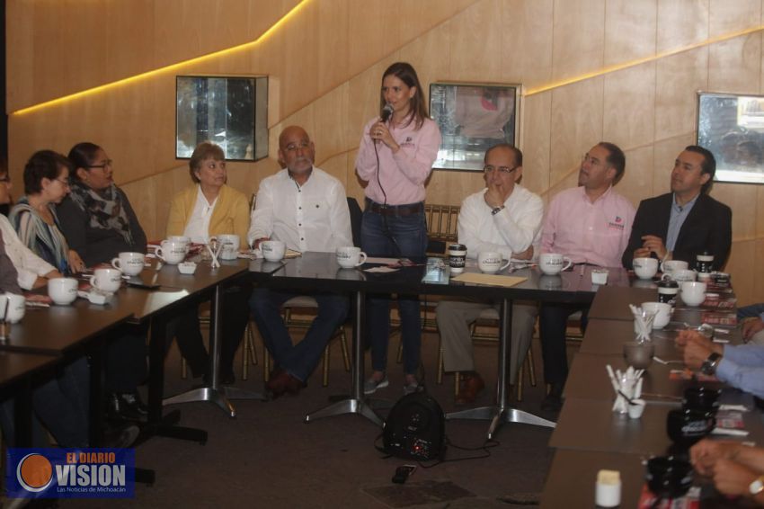Coincide agenda de empresarios con ejes de campaña de Daniela de los Santos