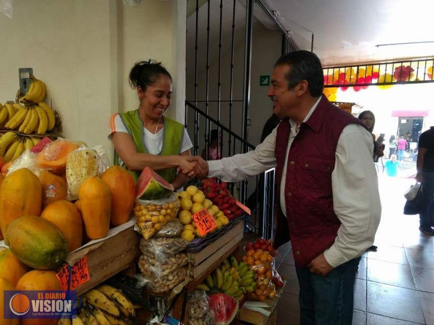 Necesario reactivas la economía de los mercados de Morelia: Raúl Morón Orozce