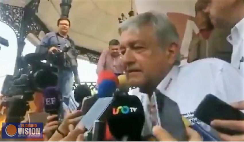 Presentan denuncia contra AMLO por presunta evasión fiscal