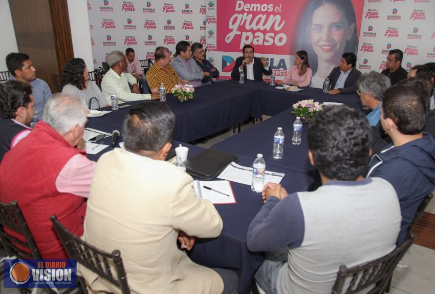 Convenios con investigadores nicolaitas serán activados para mejorar servicios: Daniela 