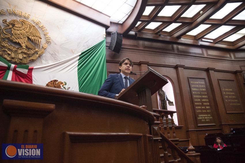 Garantizar que toda persona tenga un ingreso digno y suficiente, propone Donovan Rendón 