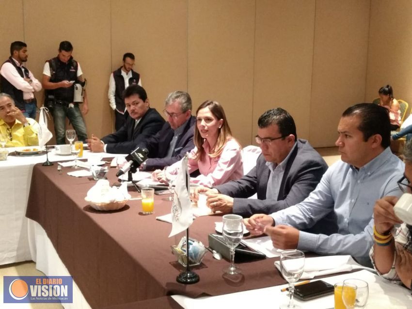 Se deben agilizar los trámites para dar permisos de construcción en Morelia: Daniela de los Santos
