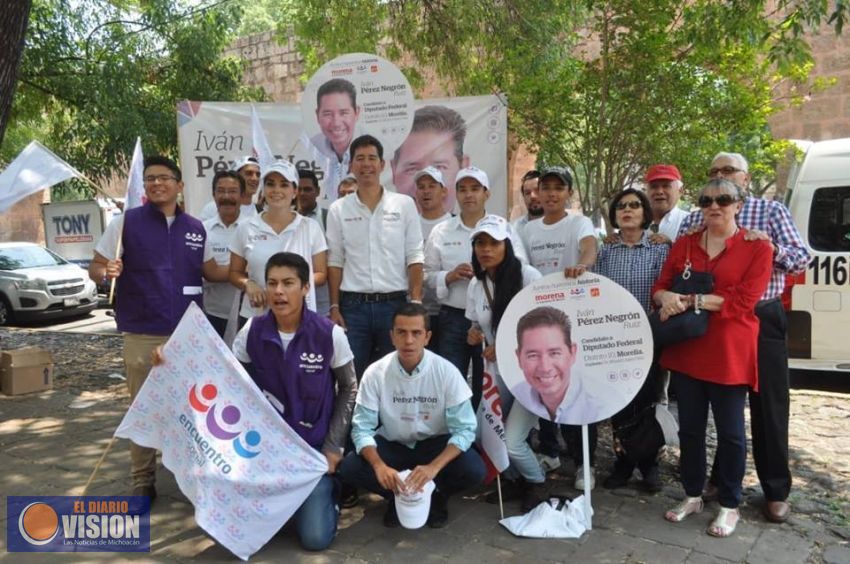 Iván Pérez Negrón Ruiz, sigue caminando para visitar a las y los morelianos.