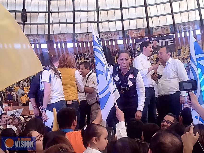 Anaya respalda a los candidatos de la coalición 