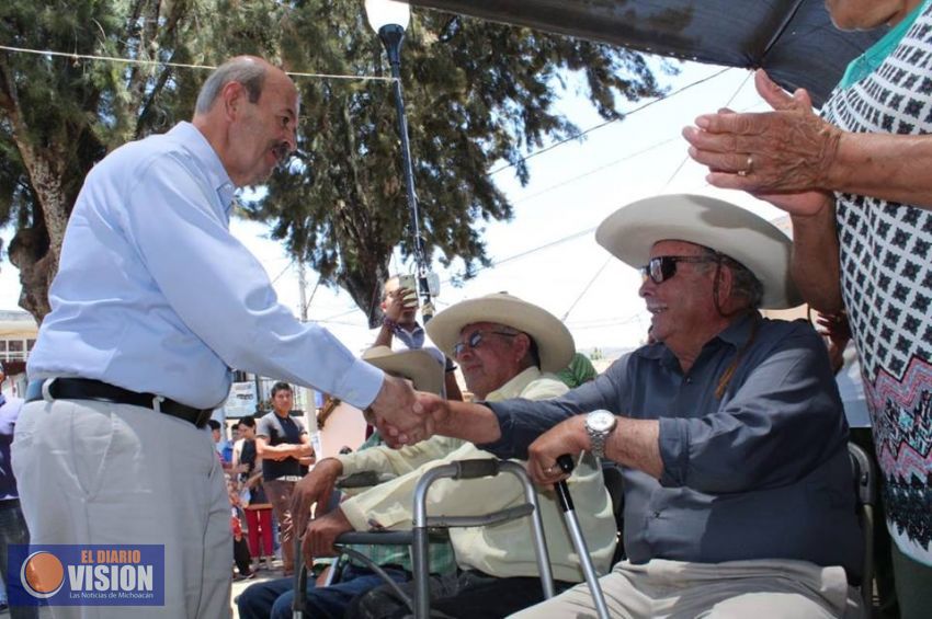 Fausto Vallejo Figueroa, el alcalde que más ha ayudado a las tenencias de Morelia