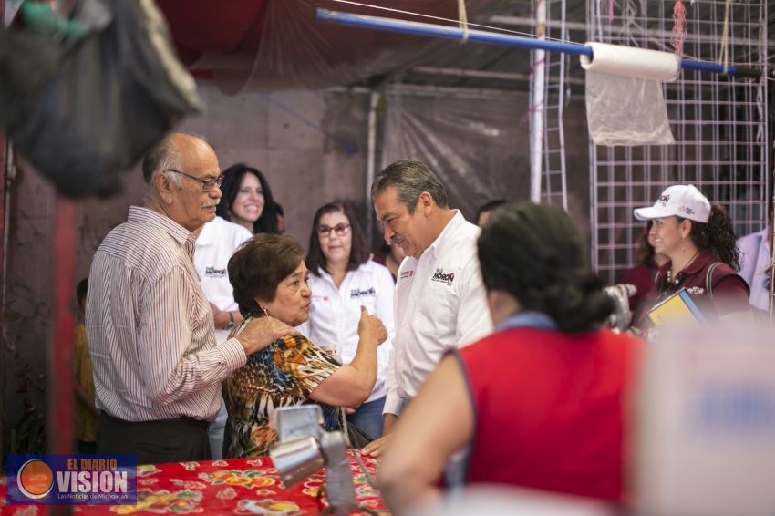 Propone Raúl Morón créditos blandos para apoyar a locatarios y vendedores del Mercado Independencia