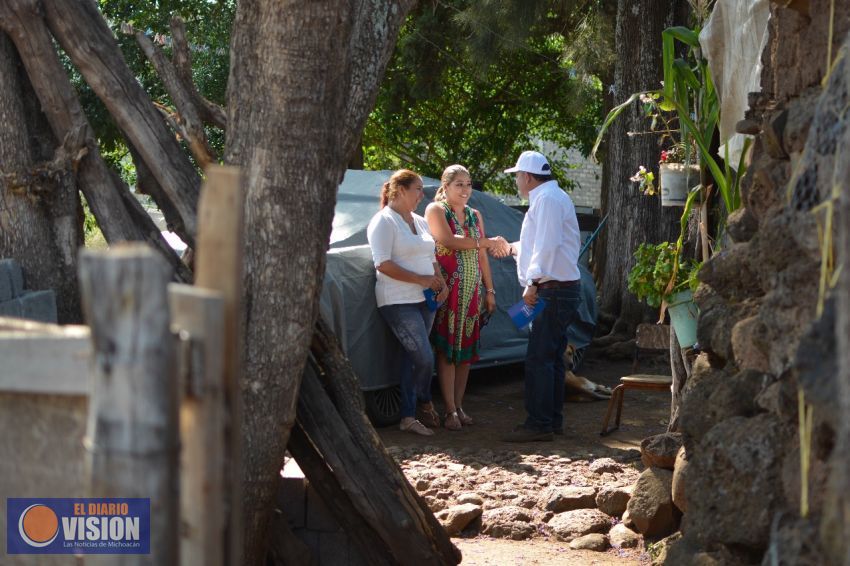 Urge sacar del abandono al campo moreliano: Carlos Quintana