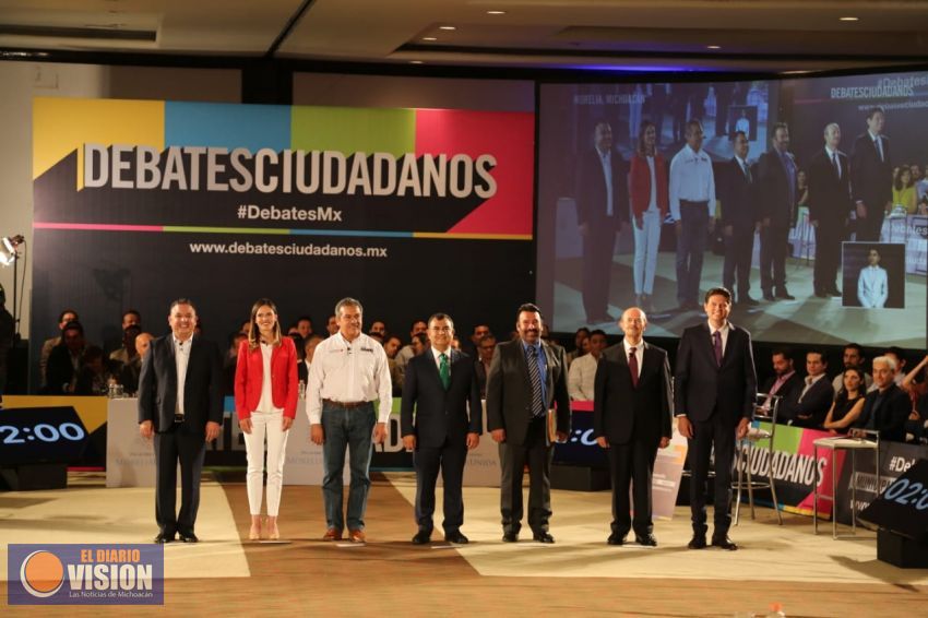  Con Propuestas Fausto Vallejo Figueroa gana Debate Ciudadano