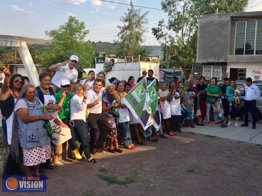 Constantino Ortiz comprometido con el área rural