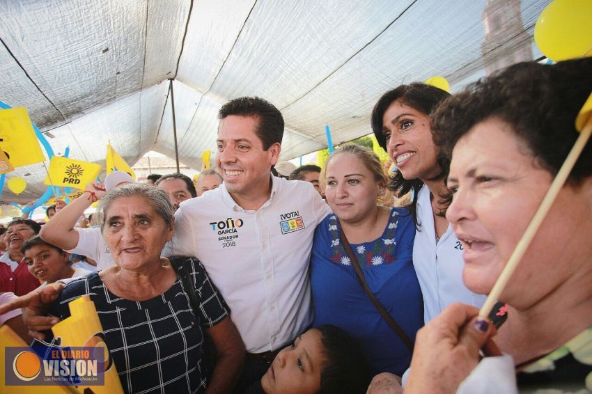 Con el Frente, desarrollo con justicia social, afirma Toño García