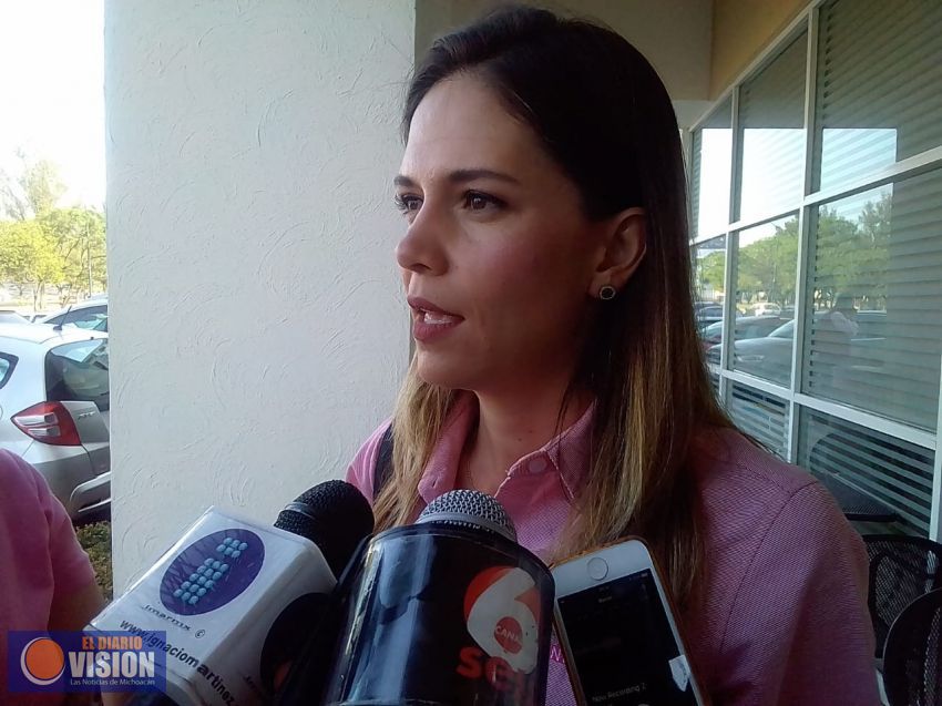 Estoy enfocada en mis propuestas, casi no reviso redes sociales,solo las mías, sostuvo Daniela