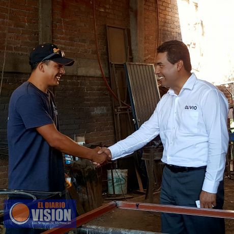 El fortalecimiento de espacios educativos, un compromiso más de Olivio López Mújica