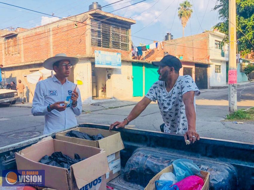 No demos el pescado, enseñemos a emprender: Palafox