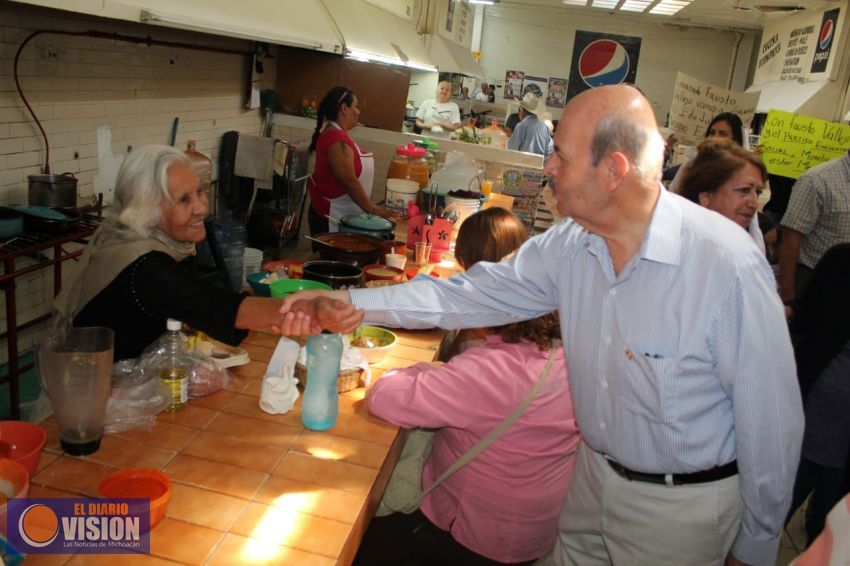 Locatarios del Mercado San Juan piden a Fausto Vallejo Figueroa concluya obras que otras administra