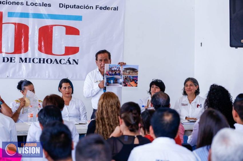 Como empresario, me la he jugado por Uruapan, como diputado no tengan duda: Flores Paz