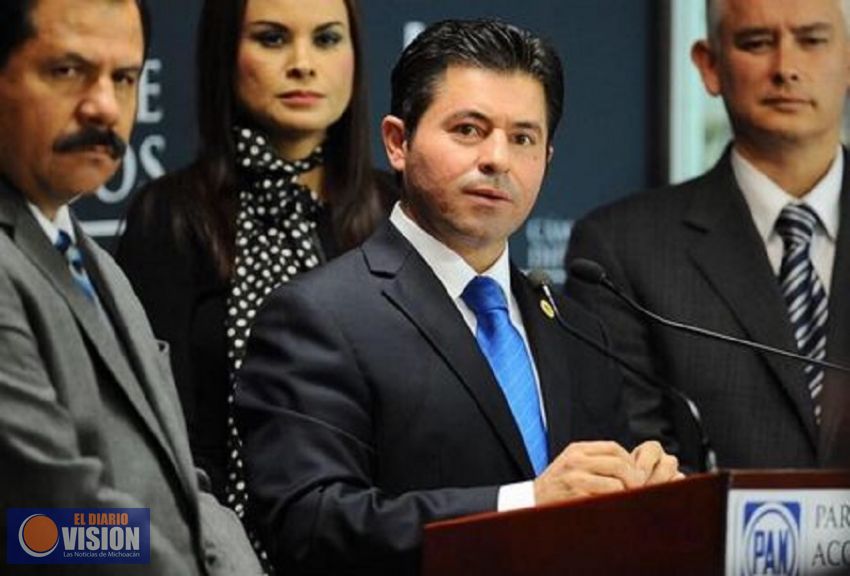 Advierten diputados del PAN a TEPJF que Napo no puede ser Senador de la República