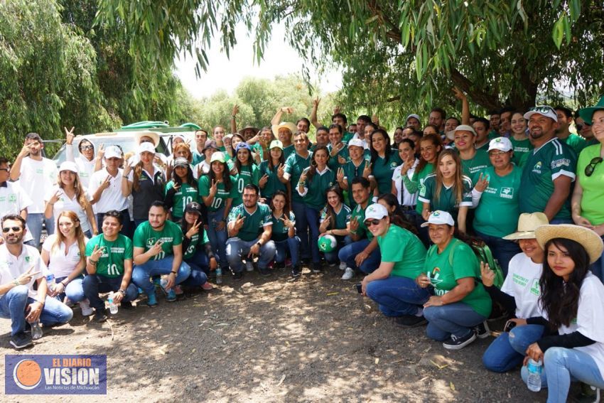 Celebró Constantino Ortiz Día Mundial del Medio Ambiente con faena de limpieza en La Mintzita