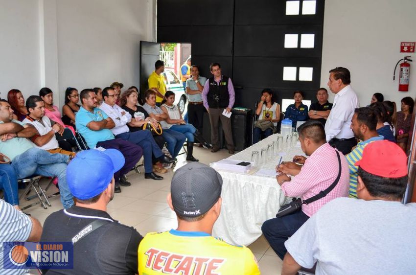 Jóvenes y adultos, podrán ingresar al empleo formal durante mi gestión: Flores Paz