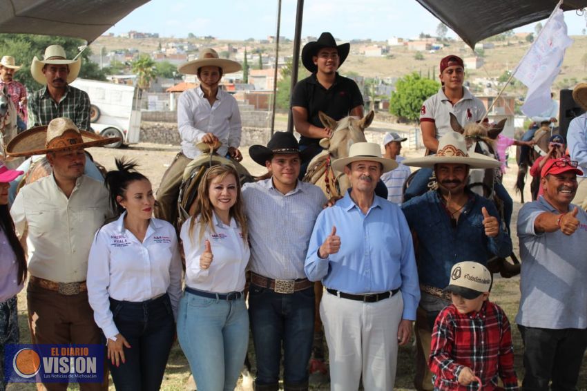 Impulso a la charrería para sacar a los jóvenes de la calle, compromiso de Fausto Vallejo Figueroa