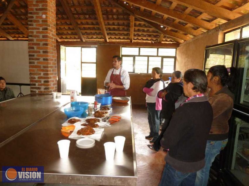 Compesca ligada a la ciencia a través del CONACYT