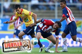 Monarcas saca ventaja en la ida