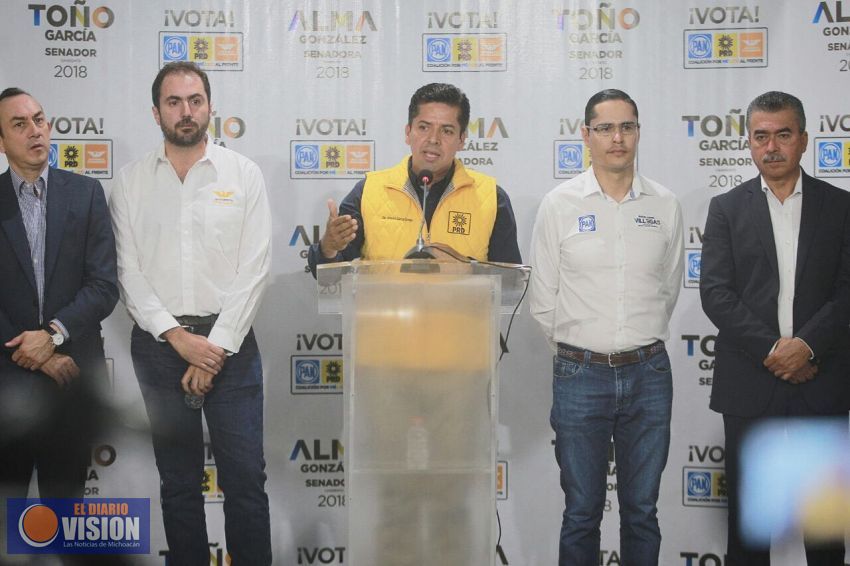 Toño García, por la defensa de los migrantes michoacanos