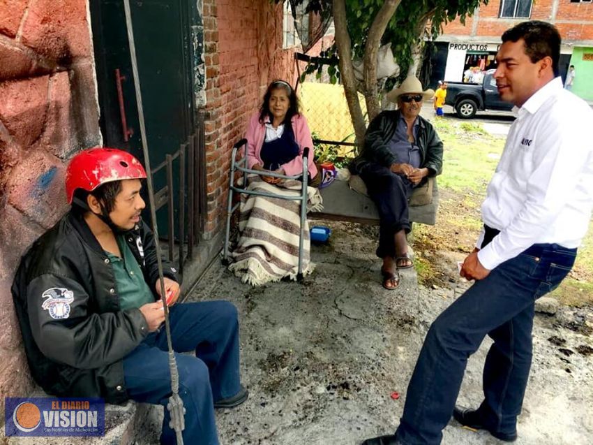 Impulsar leyes para inclusión de personas con discapacidad, compromiso de Olivio López 