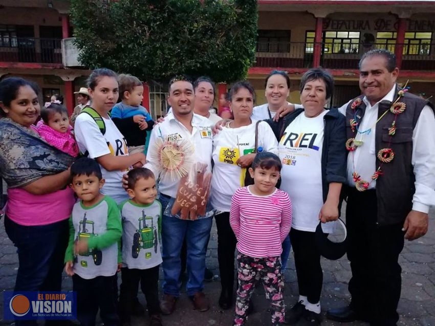 Visitó Jose Luis Vega Torres la comunidad indígena de Santiago Azajo