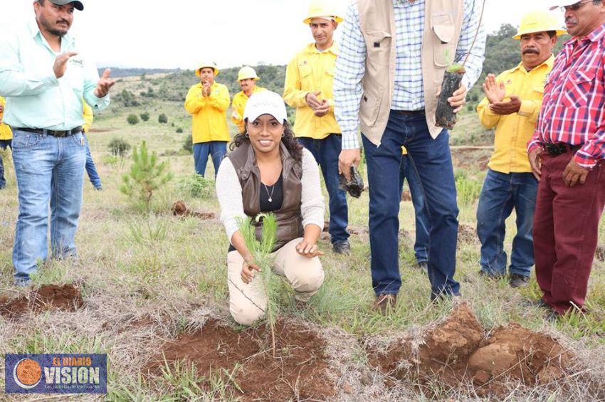 Unimos esfuerzos en beneficio de nuestro medio ambiente en Matugeo: Lilia Olmos