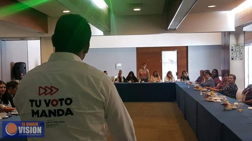 Apoyo a mujeres emprendedoras, un compromiso de Olivio López Mújica